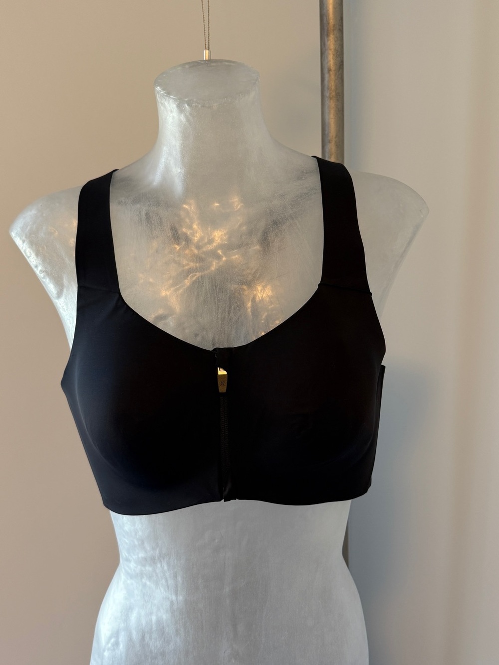 Knix Catalyst Black Front-Zip Comfort Wireless Bra-Size 5-NWT